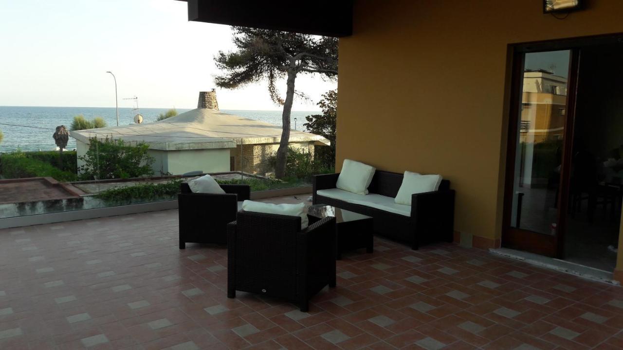Stella Di Mare Villa แตร์ราชินา ภายนอก รูปภาพ
