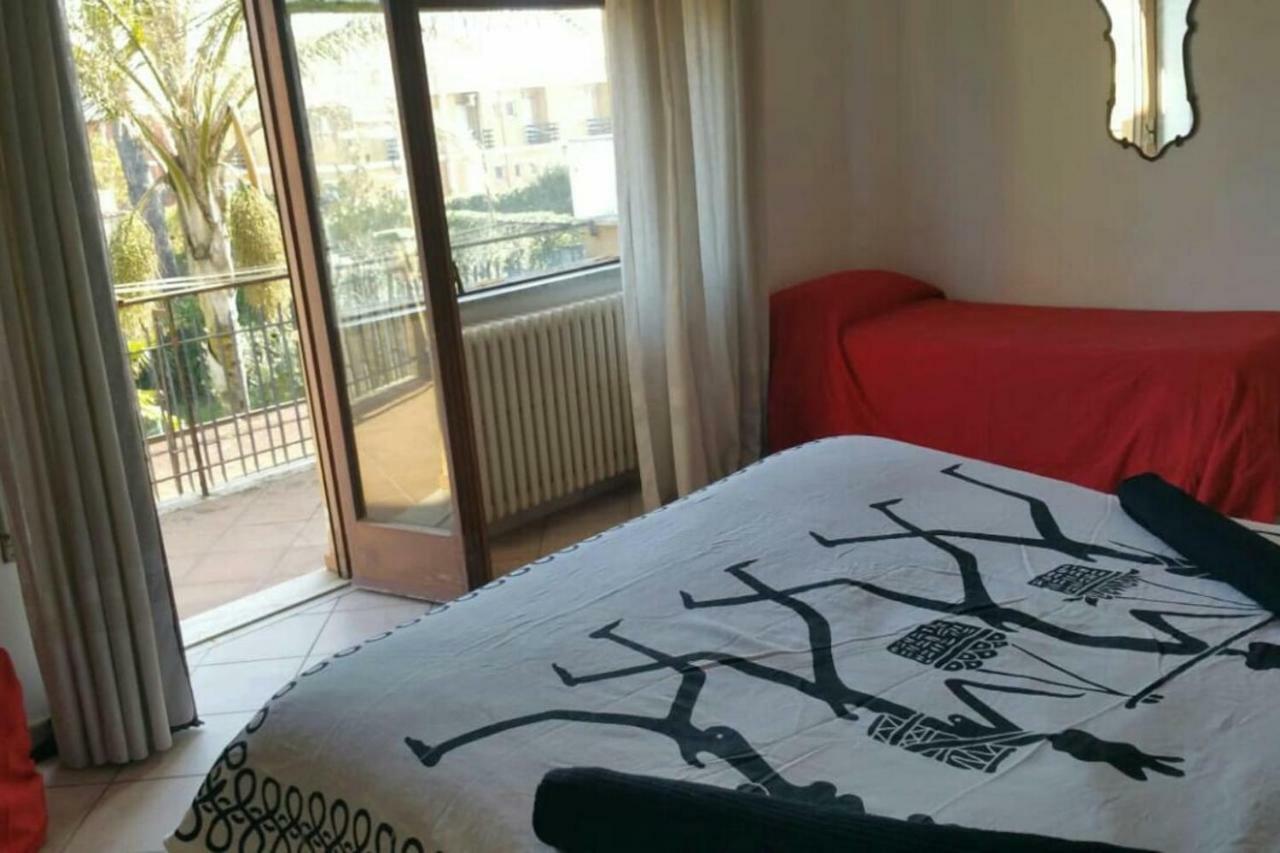 Stella Di Mare Villa แตร์ราชินา ภายนอก รูปภาพ